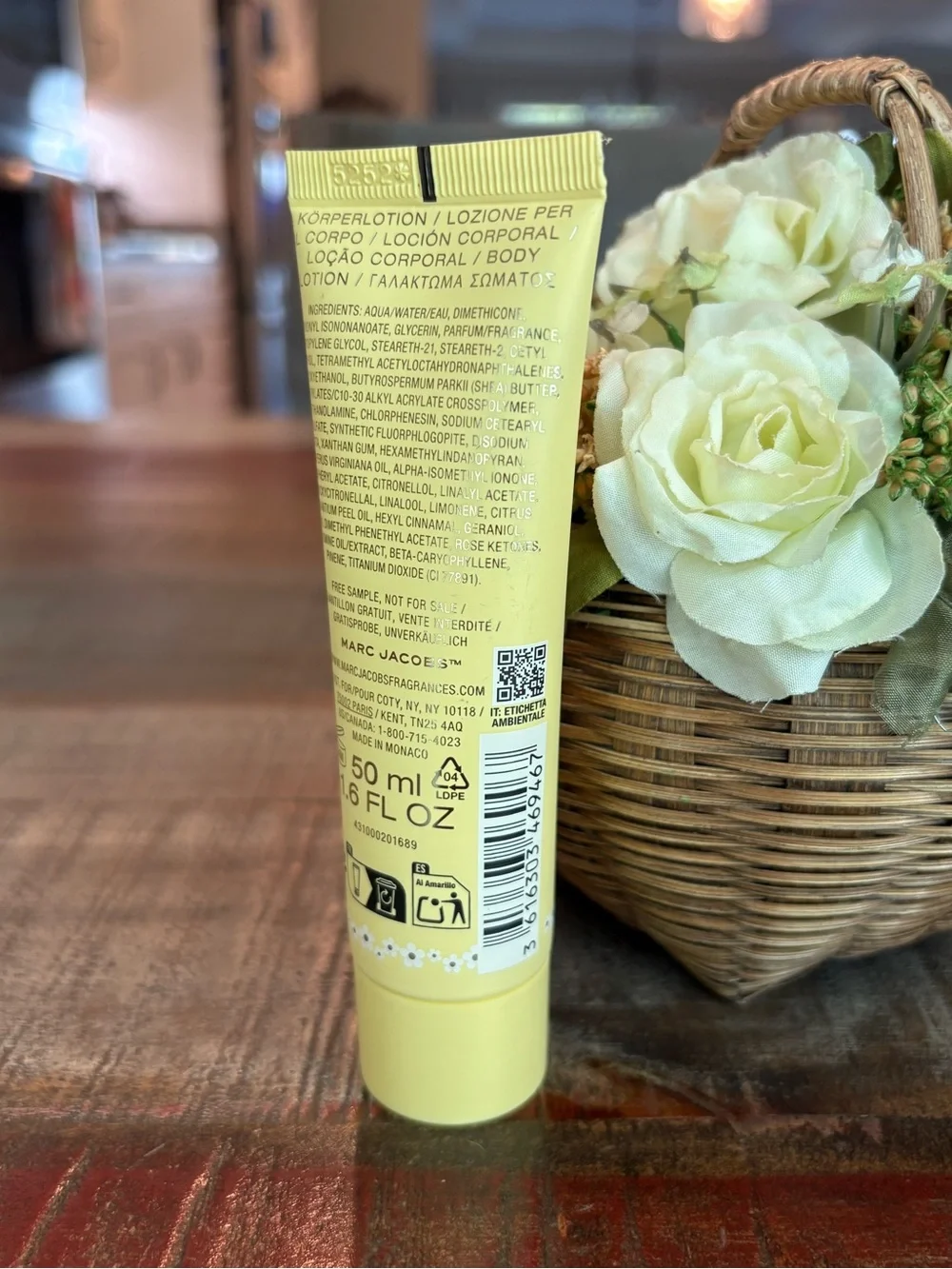 NEW Marc Jacobs DAISY 🌼 Body Lotion!
